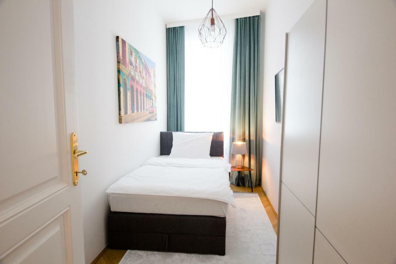 Naschmarkt - Mai's Apartamento Viena